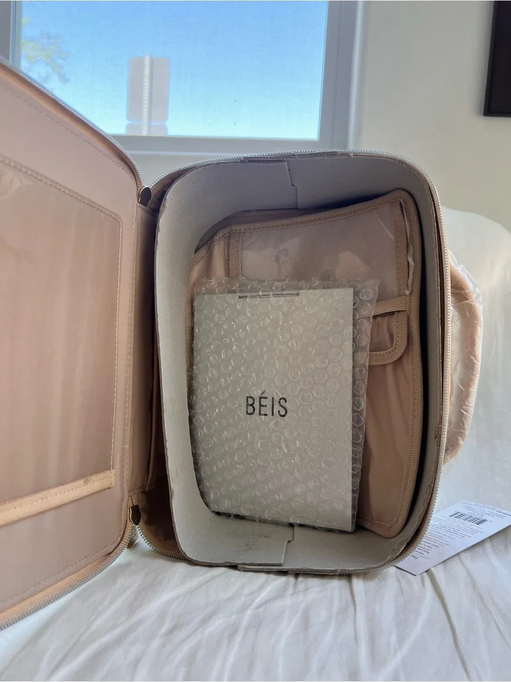 NWT BÉIS The Cosmetic Bag Beige Travel Makeup Organizer Toiletry Case